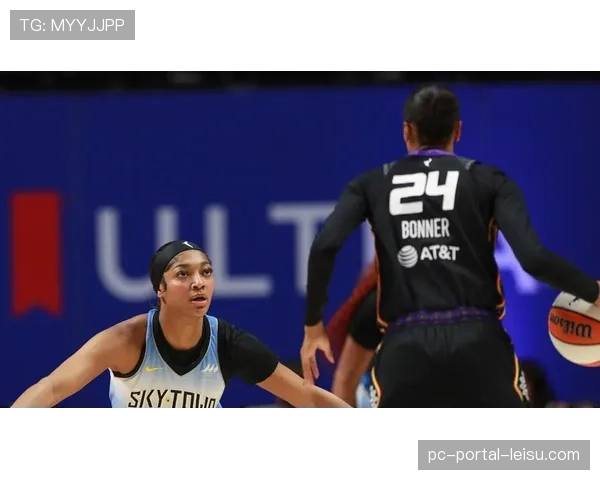 康涅狄格太阳队主场对阵芝加哥天空的比赛因天气原因延迟一小时